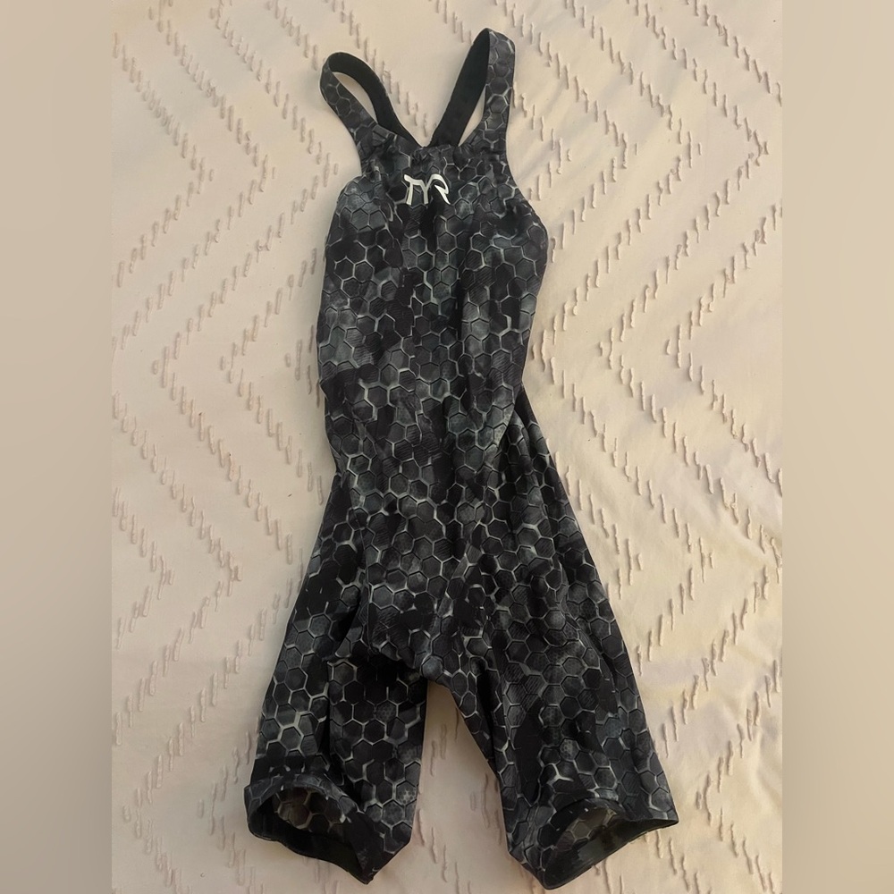 tyr grey tech suit